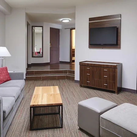 Four Points By Sheraton Detroit Novi-3